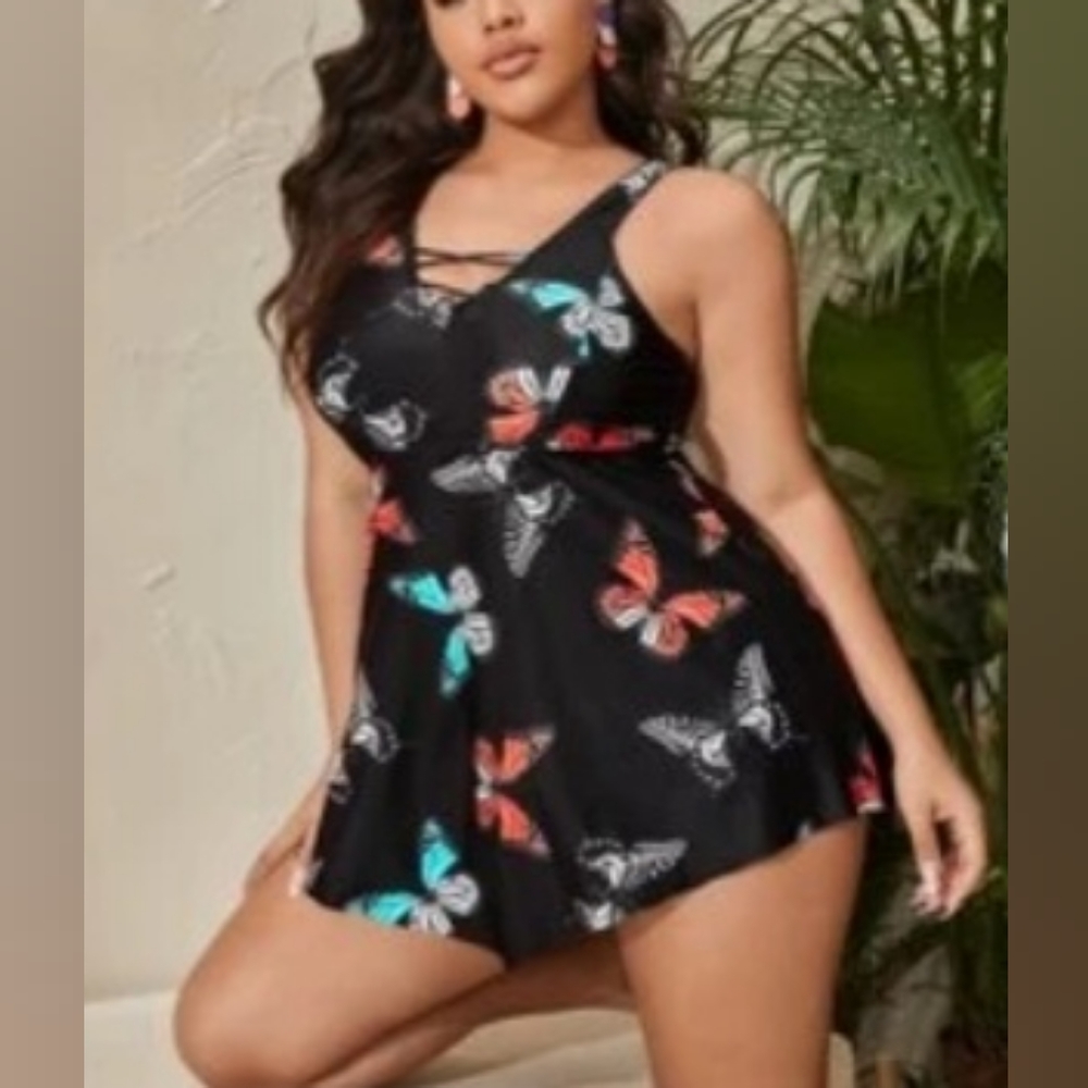 🏊‍♀️Shein Butterfly Swim Top🏊‍♀️